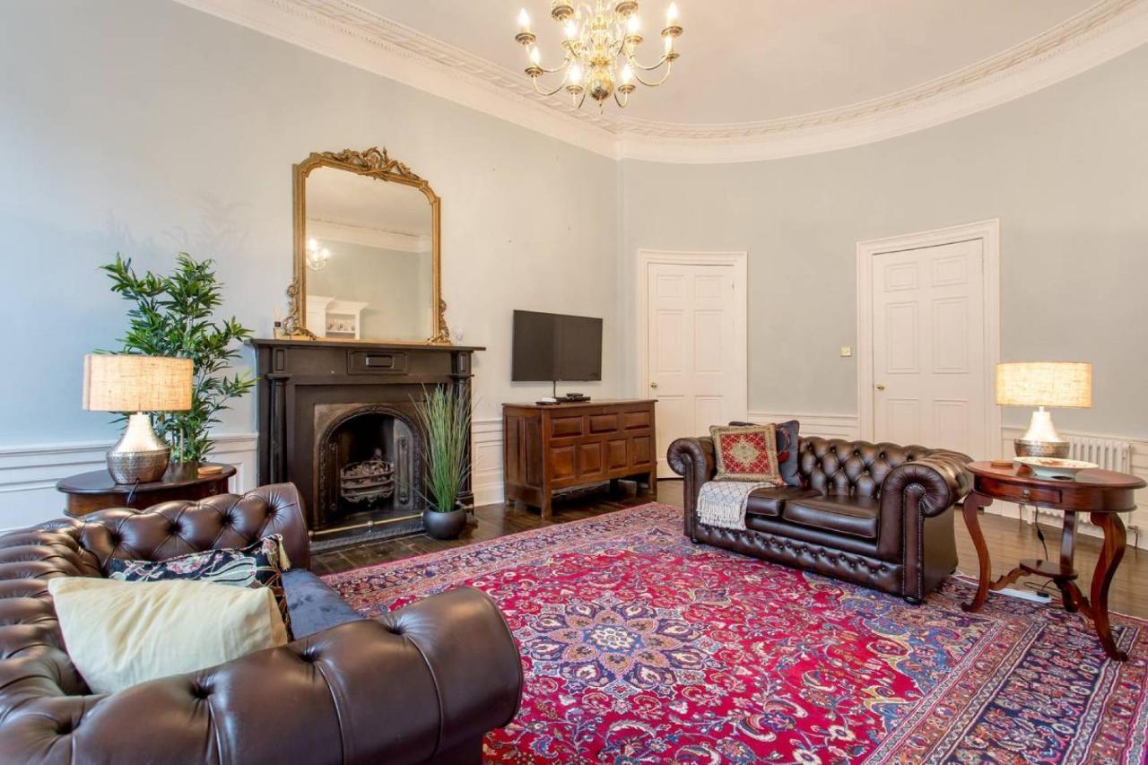 Joivy Converted Flat In Historic Building In New Town Edinburgh Dış mekan fotoğraf